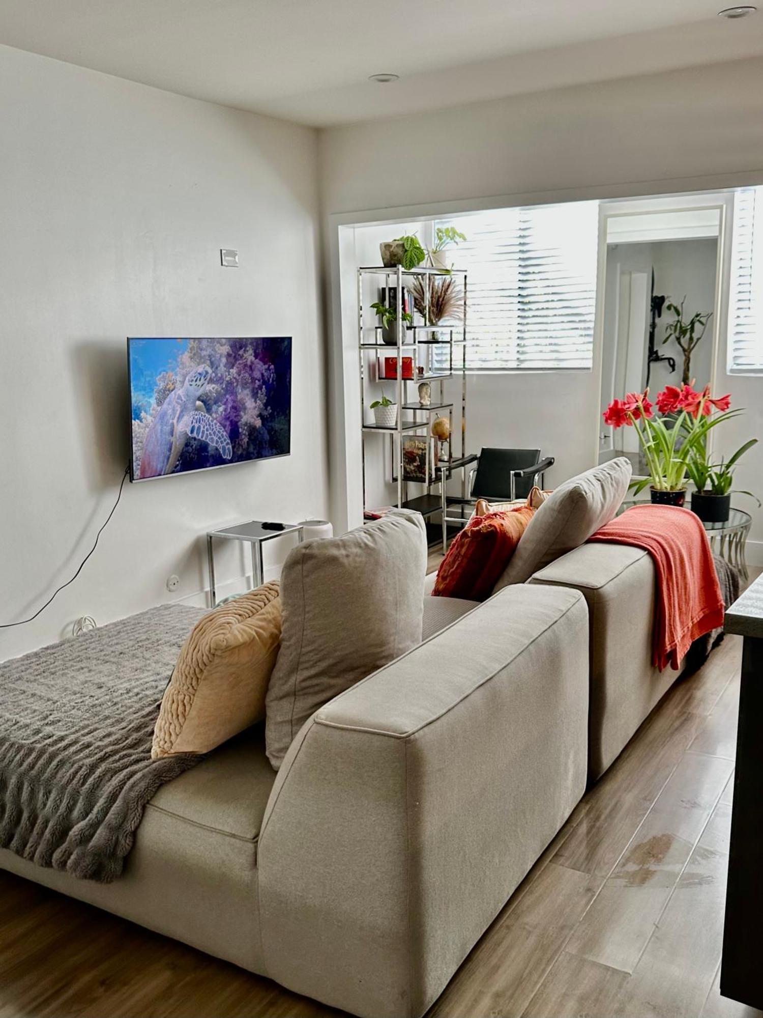Ferienwohnung Hemingway By Luca - Free Parking Los Angeles Exterior foto